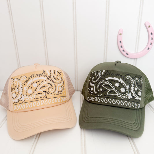 BANDANA TRUCKER HAT