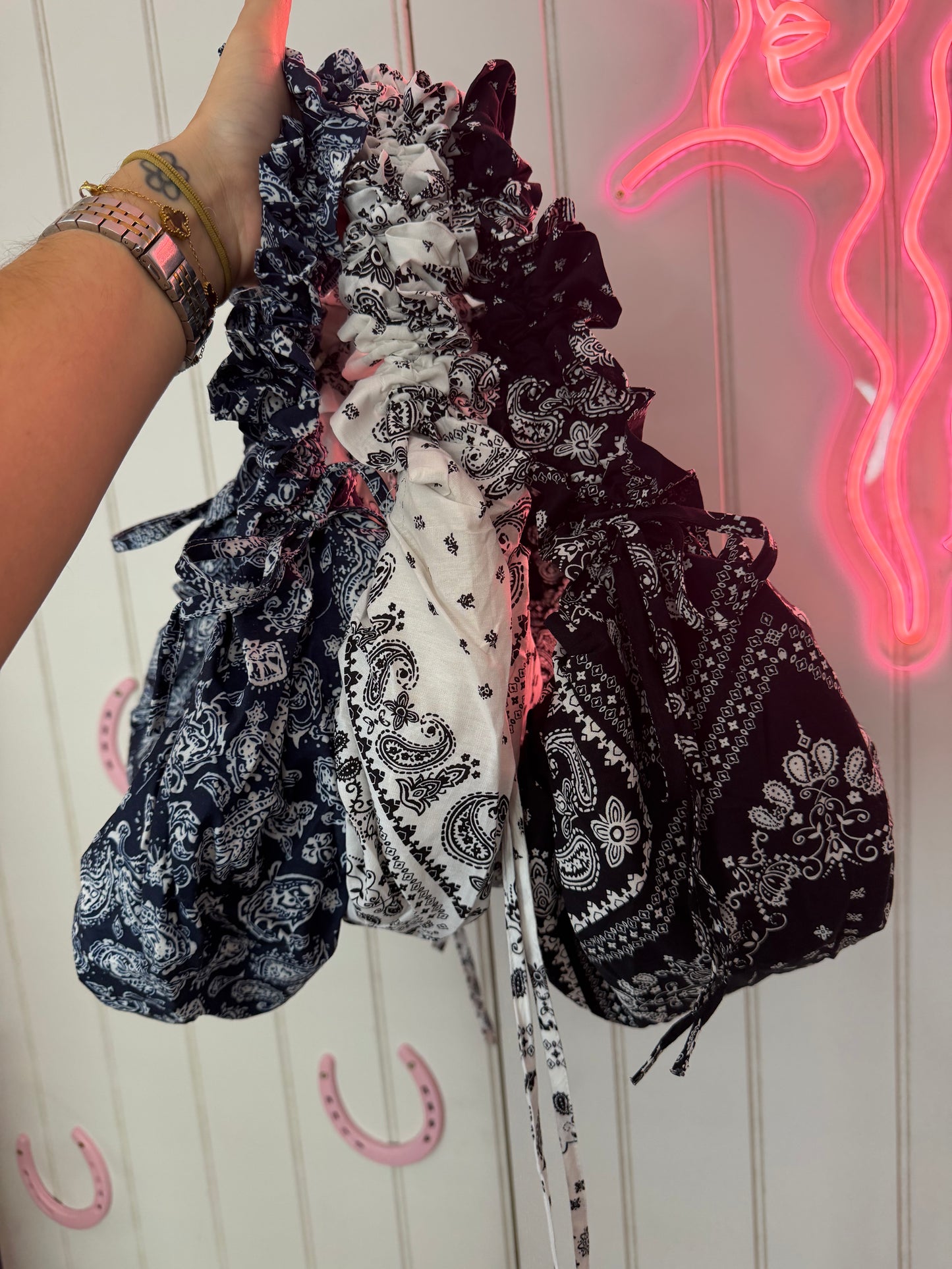 BANDANA DAY TO NIGHT BAG